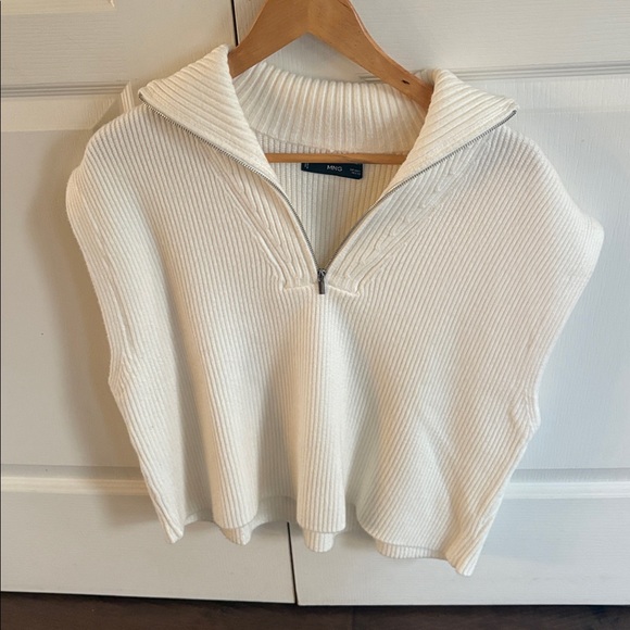 Sleeveless knit sweater vest with zipper size XL. - Picture 3 of 8